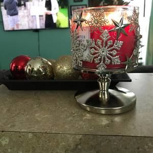 Meet your Posher, Lilibeth